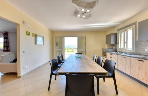 Floridia House | Holiday Home in Floridia with private pool