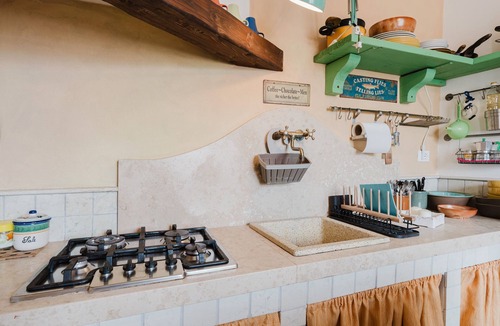 Granitola Torretta House | Holiday Home 'Roberta' with Sea View, Terrace, Air Conditioning & Wi-Fi