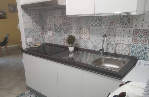 Caccamo House | Holiday home just a stone's throw from the castle