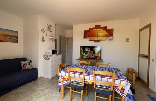 Ragusa House | Holiday Home "Kastalia - Blu" with Sea View, Shared Pool & Wi-Fi