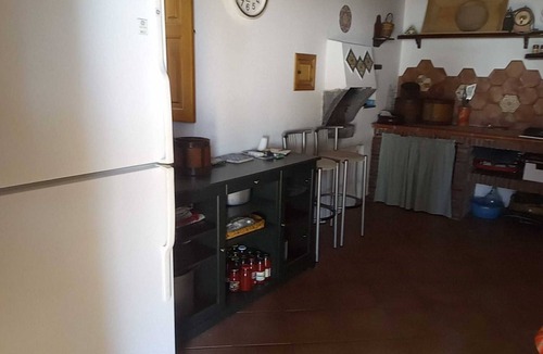 Biancavilla House | Holiday Home 'La Dependance Etna' with Private Garden and Wi-Fi