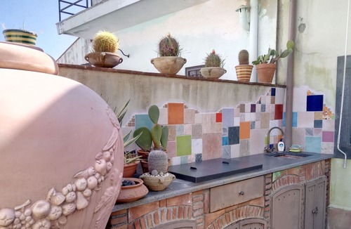 Santa Tecla House | Holiday home La Giara in a beautiful fishermen village in Sicily