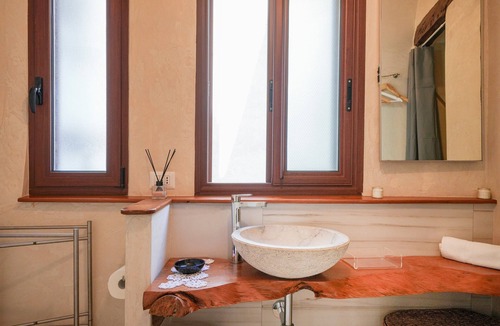 Conversano House | Holiday Home 'Le Badesse Mitrate' with Wi-Fi and Air Conditioning