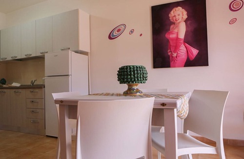 Balestrate House | Holiday Home 'Residence Le Magnolie 5 - Piano T' with Sea View, Wi-Fi and Air Conditioning