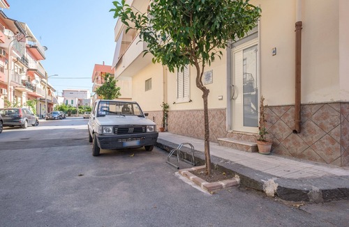 Oliveri Apartment | Holiday Home "Tyndaris" with Wi-Fi & Air Conditioning