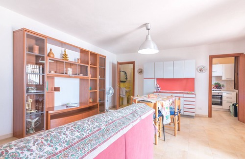Gallina House | Holiday Home 'Villa Nave da Crociera' with Sea View, Garden & Wi-Fi