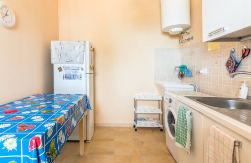 Gallina House | Holiday Home 'Villa Nave da Crociera' with Sea View, Garden & Wi-Fi