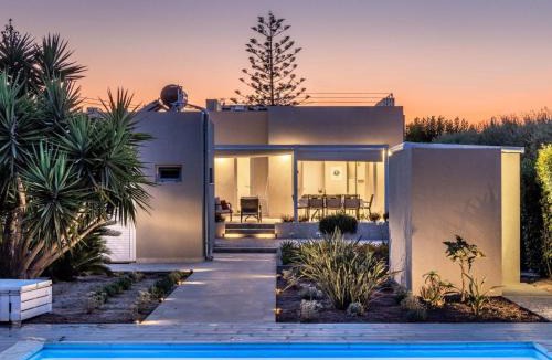 Noto Marina House | Holiday Home 'Villa Paolo' mit Gemeinschaftspool by Interhome