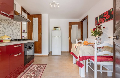 Torretta House | Holiday Home 'Villa Salvatore' with Mountain View, Terrace & Wi-Fi