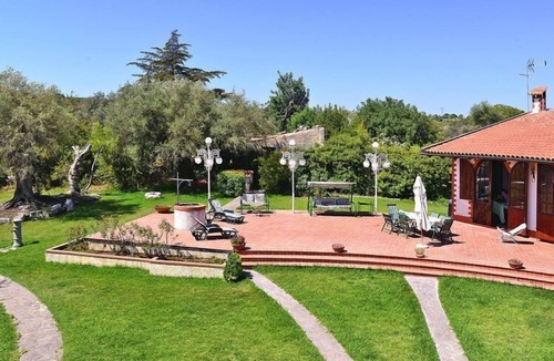 Solarino House | Holiday home with pool, Solarino