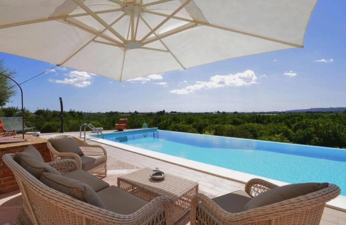 Syracuse House | Holiday home with private pool, Florida
