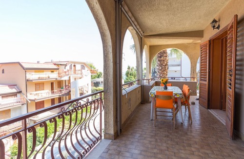 Letojanni House | Holiday home with sea view in Letojanni, a few km from Taormina