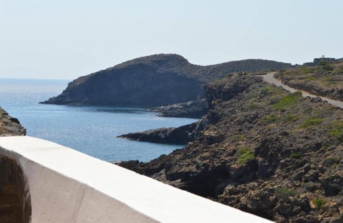 Tracino House | Holiday Home "Ziloto" with Sea View, Terrace & Wi-Fi