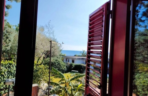 Aci Castello House | Holiday house Aci Castello for 1 - 5 persons with 3 bedrooms - Row house