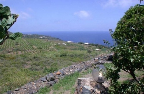 Kamma House | Holiday house Pantelleria for 1 - 4 persons with 2 bedrooms - Holiday home