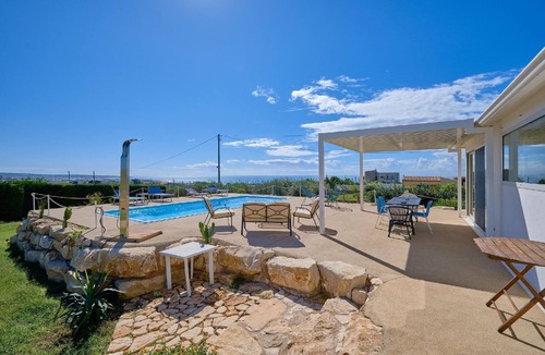 Donnalucata House | Holiday house Scicli for 1 - 6 persons with 3 bedrooms - Holiday house