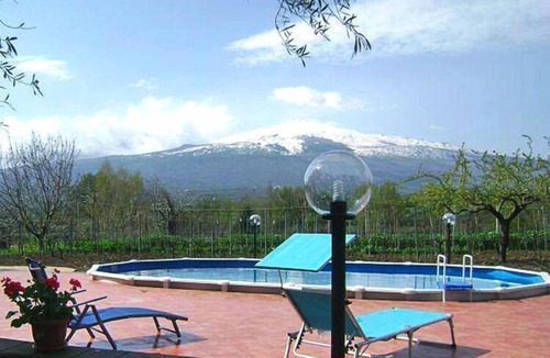 Malvagna House | Holiday home, Francavilla di Sicilia