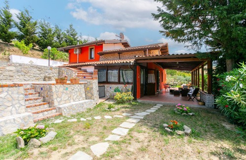 San Piero Patti House | Holidays on the sunny island of Sicily Look forward to relaxation and experiences.