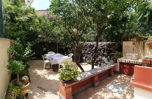 San Giovanni la Punta House | Home & Garden