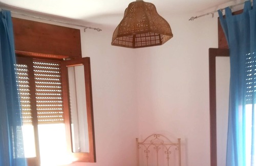 Marina di Caronia House | Homerez - 200 m away from the beach! Nice house for 4 ppl. at Marina di Caronia