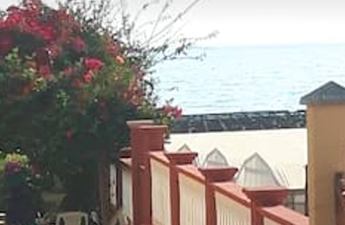 Acate Apartment | Homerez - 80 m away from the beach! Appartement for 7 ppl. at Marina di Acate