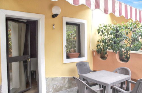 San Giorgio-Librino-San Giuseppe la Rena-Zia Lisa-Villaggio Sant'Agata Apartment | Homerez - Apartment in Catania, Pool