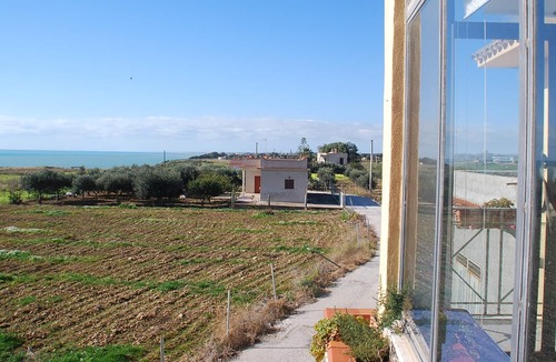 Porto Palo Apartment | Homerez - Appartement 1 km away from the beach for 7 ppl. at Porto Palo