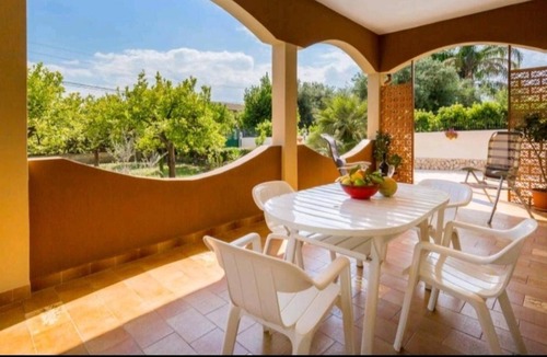 Gallina Apartment | Homerez - Beautiful apartment With sea view and garden