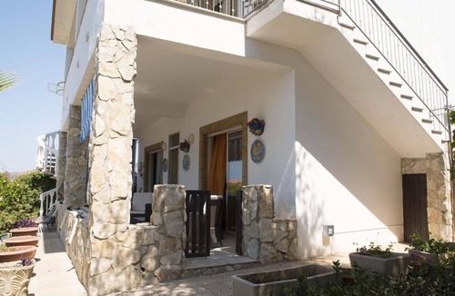 San Giorgio House | Homerez - House in San Giorgio, sea view