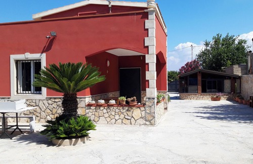 Granelli House | Homerez - House Pachino, sea view