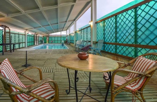 Casa Papa Apartment | Homerez - Spacious Apartment in Modica with Shared Pool & Garden