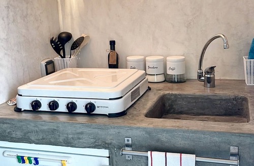 Tracino Apartment | Homerez - Studio in Pantelleria with sea view
