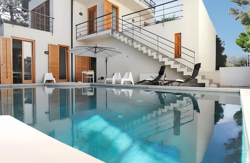 Torre Colonna-sperone Villa | Homerez - Villa in Altavilla Milicia