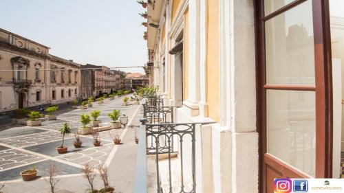 Catania City Centre Apartment | Homes4Holidays - Teatro Massimo