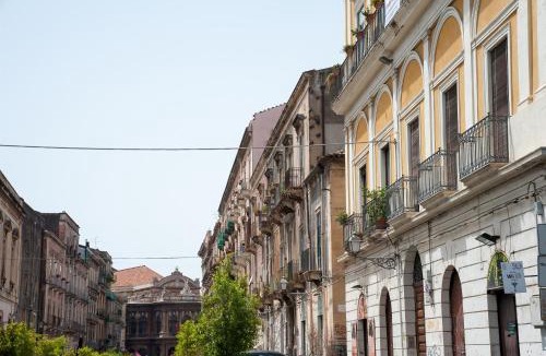 Catania City Centre Apartment | Homes4Holidays - Teatro Massimo