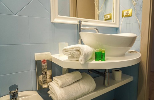 Bosco Pisana Hotel | Hotel Continental