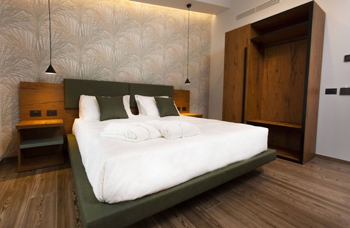 Geraci Siculo Hotel | Hotel Donna Vì