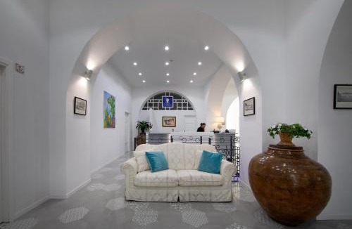 Rinella Hotel | Hotel L'Ariana ISOLE EOLIE - UNA Esperienze