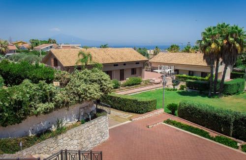 Brucoli Hotel | Hotel La Cavalera