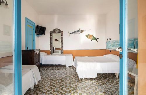 Santa Marina Salina Hotel | Hotel Mamma Santina