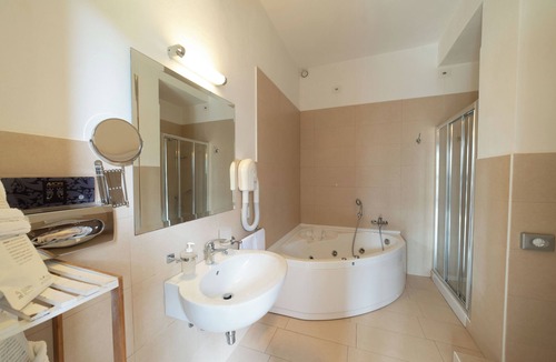 Tiche Hotel | Hotel Parco delle Fontane
