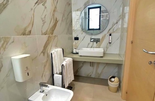 Porticato Hotel | HOTEL PORTUM