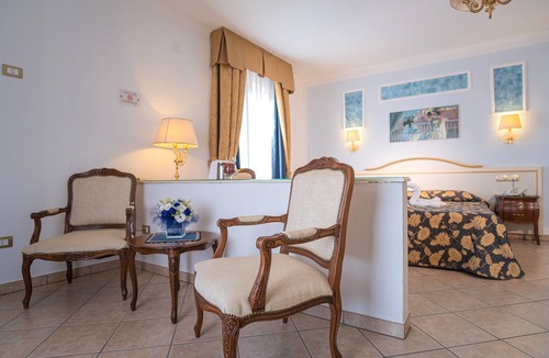 Marina di Maratea Hotel | Hotel Ristorante Borgo La Tana