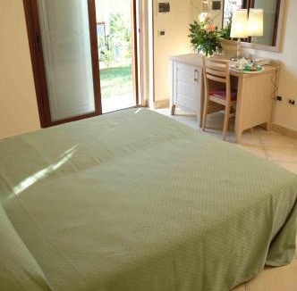 Sangineto Hotel | Hotel Santa Rosa Centro Vacanze