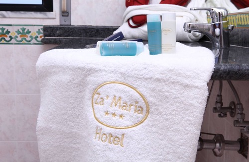 Canneto di Caronia Hotel | Hotel Za' Maria