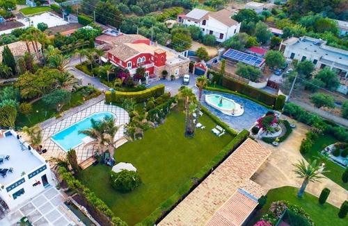 Brucoli House | House ∙ 5 bedrooms ∙ 10 guests