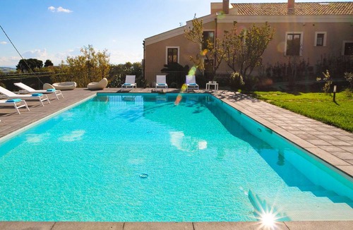 Centuripe House | House ∙ 5 bedrooms ∙ 12 guests
