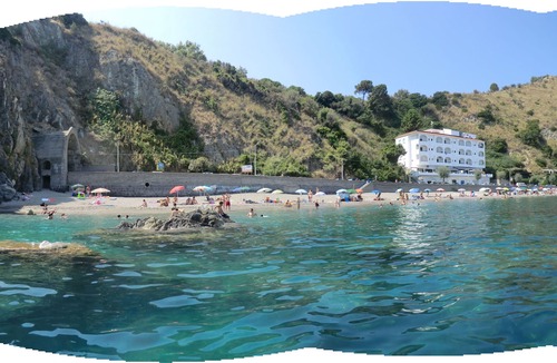 Capo d'Orlando House | House holiday center of Capo d'Orlando sleeps 6 - 50 meters from the sea
