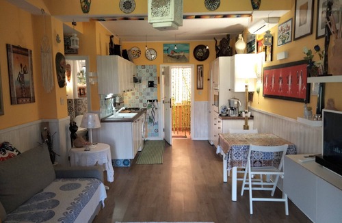 Acradina Apartment | House Iris - three-room apartment with terrace, pool facing the sea