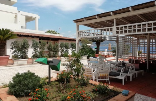 Ganzirri House | House on the sea house of ale